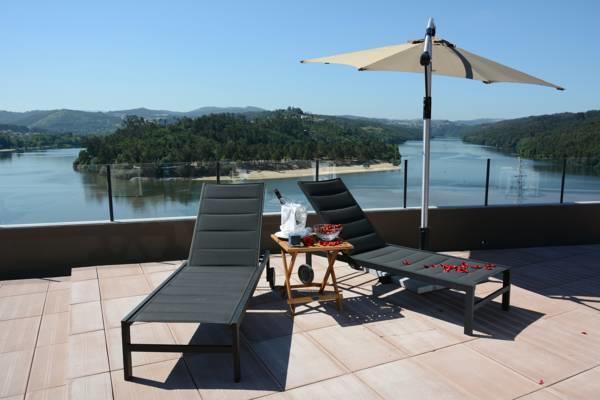 Figurino Do Douro Hotel Melres Luaran gambar